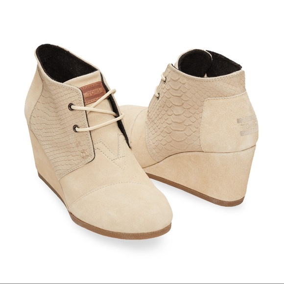 toms desert wedge bootie